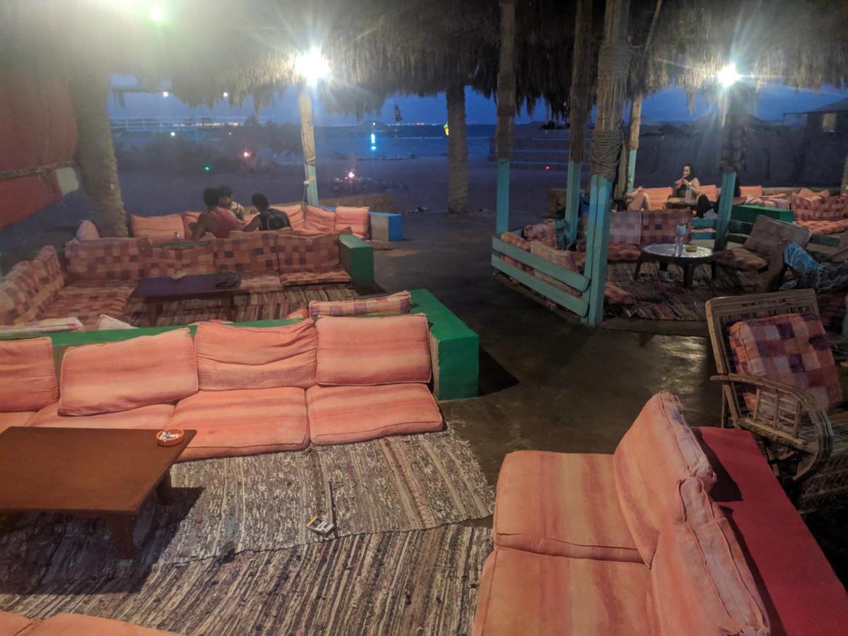 Отель Half Moon Camp Таба Экстерьер фото
