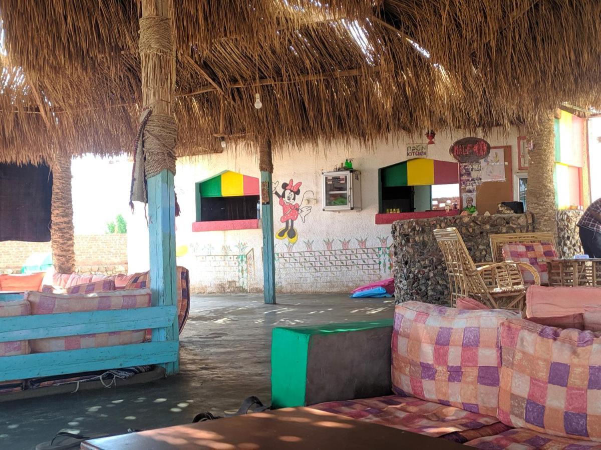 Отель Half Moon Camp Таба Экстерьер фото